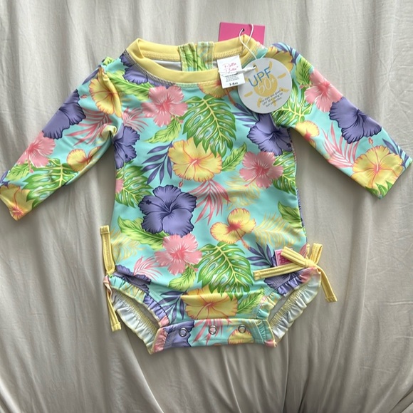 Ruffle Butts Other - Ruffle Butts baby girl rash guard 3-6 months